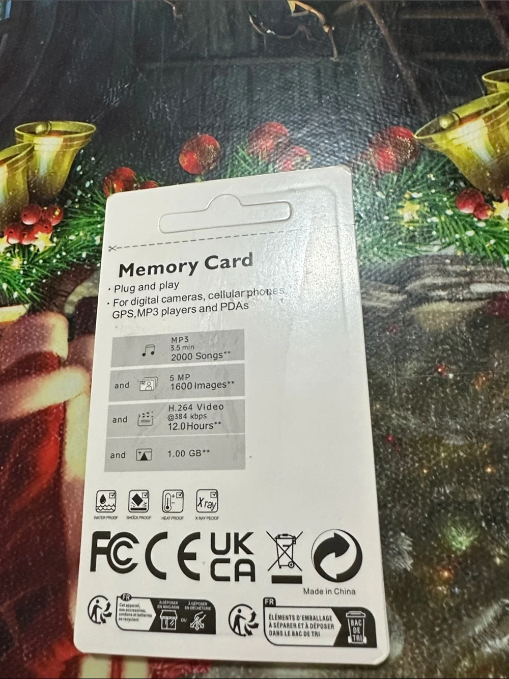Lenovo Yellow 256GB microSD Card with Black Adapter in Red Pack